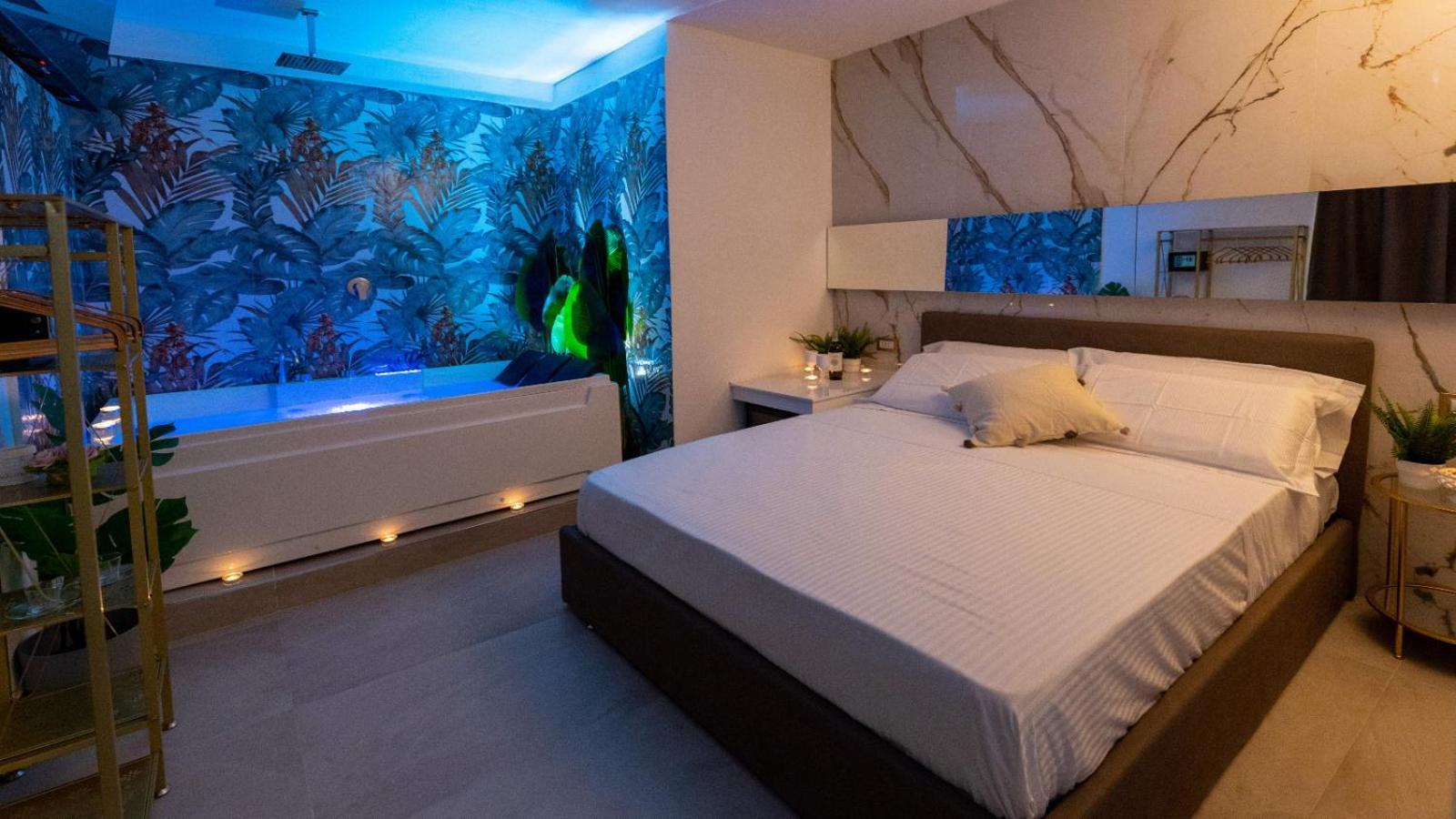 Mazzini Luxury Jacuzzy * Catane